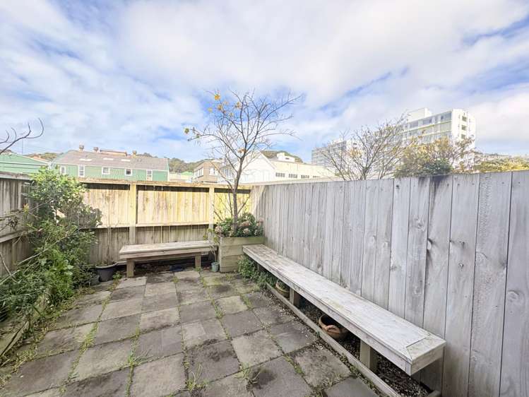  16/31 Princess Terrace Newtown_8