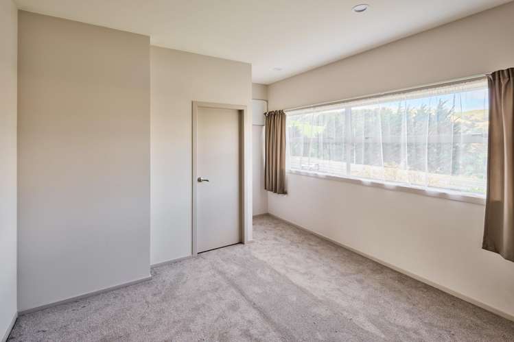 14/2 Northpoint Street Plimmerton_11