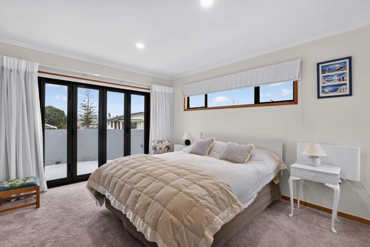 34 The Esplanade Westshore_15