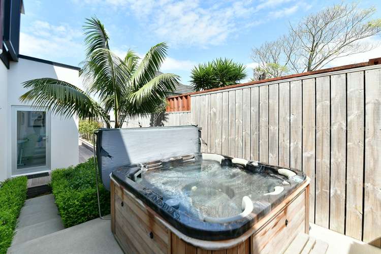 52 Walton Street Red Beach_26