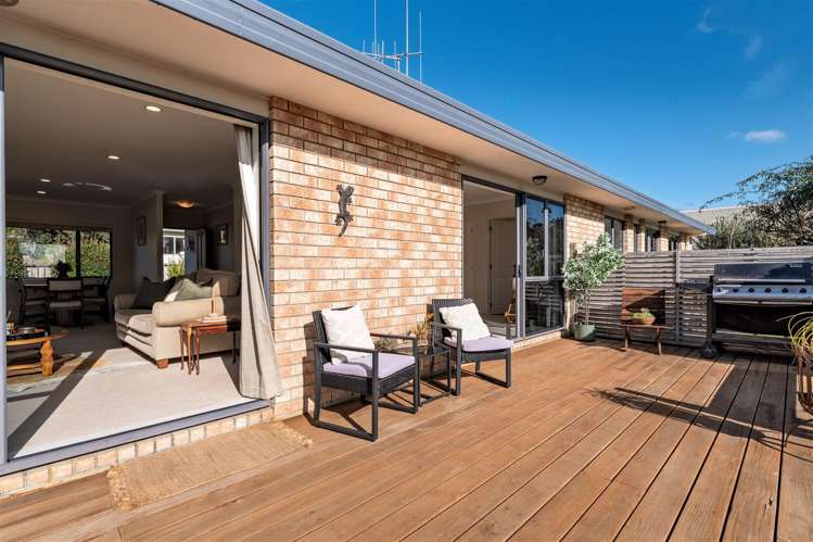 6 Oteki Park Drive Welcome Bay_24