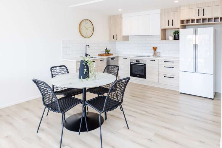 2/14 Hammond Street Hamilton Central_8