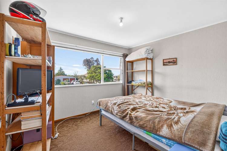 55 Royal View Road Te Atatu South_11