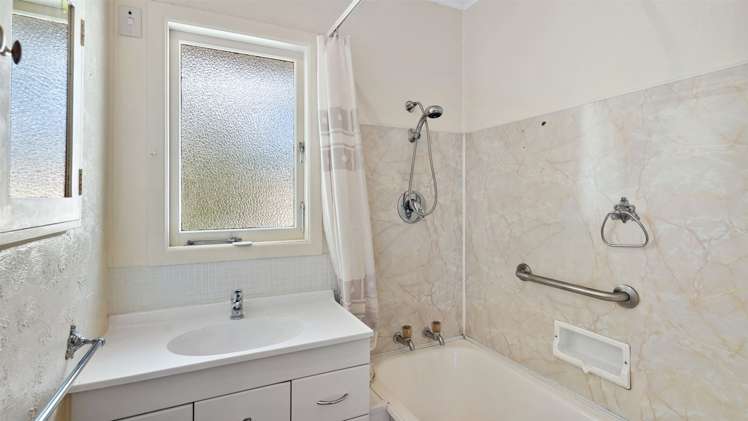 62 Harrier Street Parkvale_17