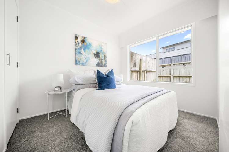 1/24 Stredwick Drive Torbay_12