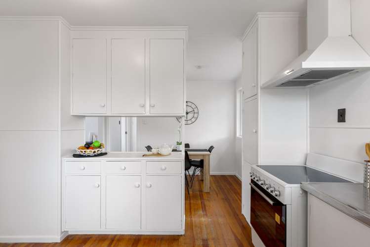 8 Marewa Street Te Atatu South_10