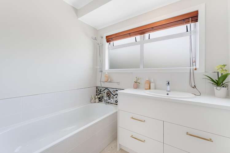 4 Patros Place Bucklands Beach_45