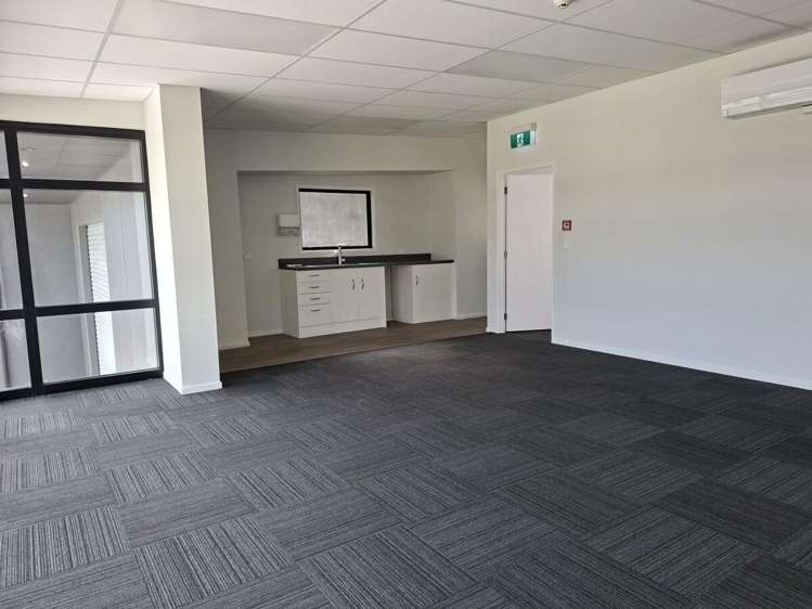 Unit B, 40 Hotuhotu Street Tauriko_8