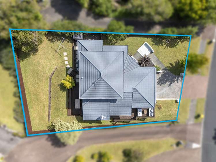 24 Goldfinch Rise Unsworth Heights_1