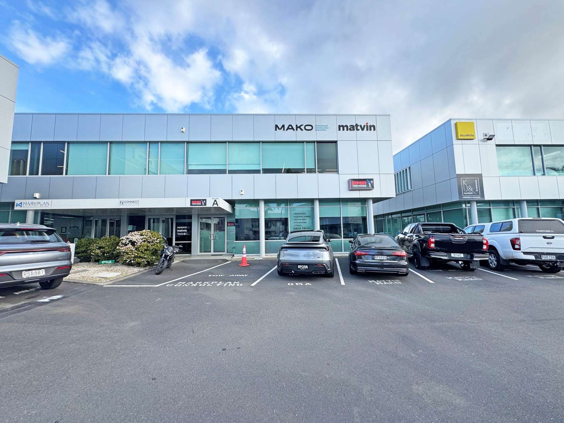 Unit A2/27-29 William Pickering Drive Rosedale_0