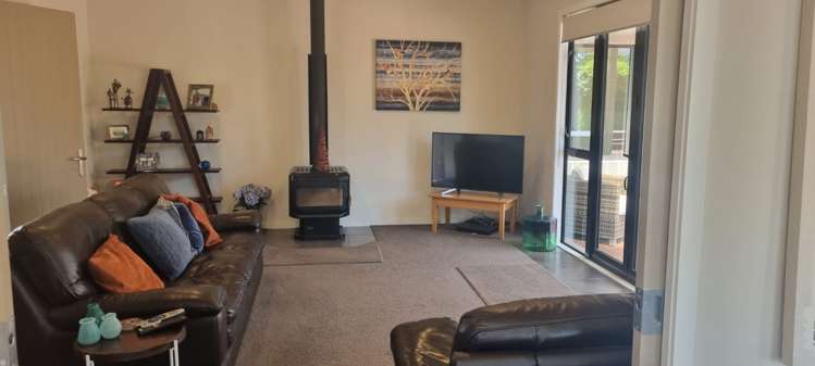 124 Lisland Drive Kinloch_2