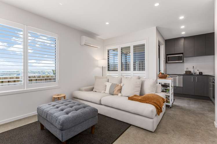 38 Astelia Way Woodridge_10