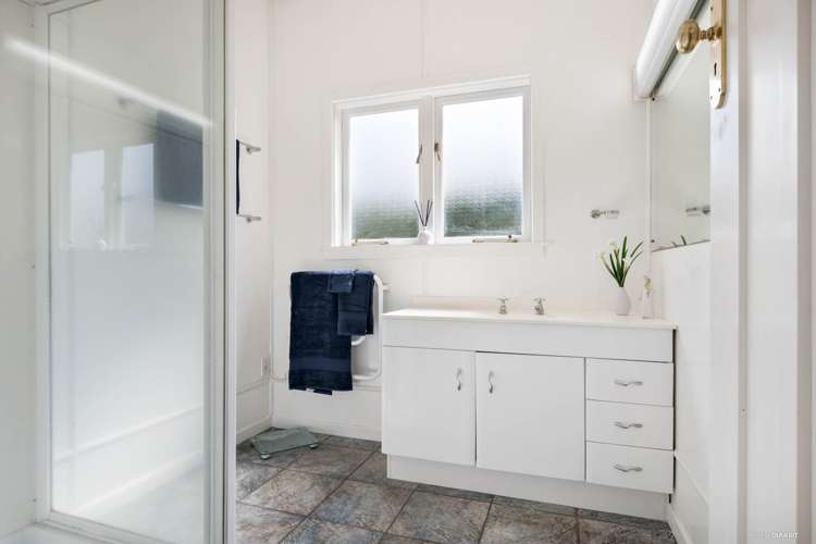 34 Boyd Avenue Royal Oak_13