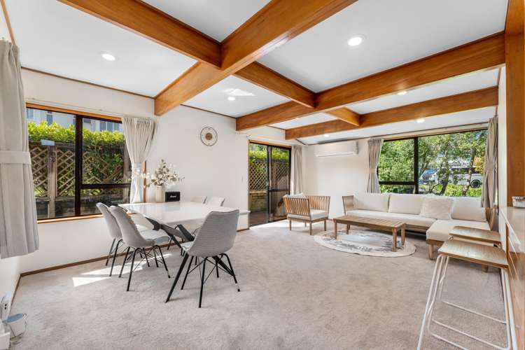 2/113 Pupuke Road Northcote_4