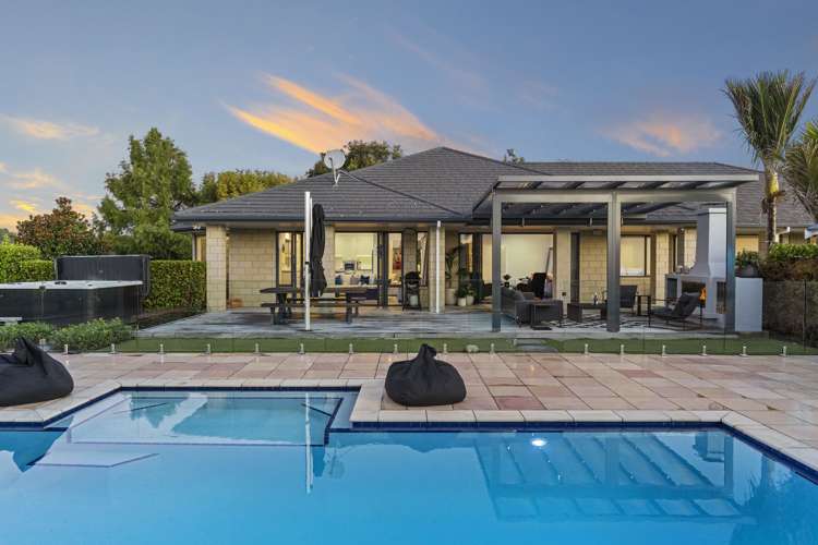 81 Whitford Park Road Whitford_47