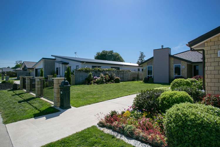 10 Plescher Crescent Leamington_16