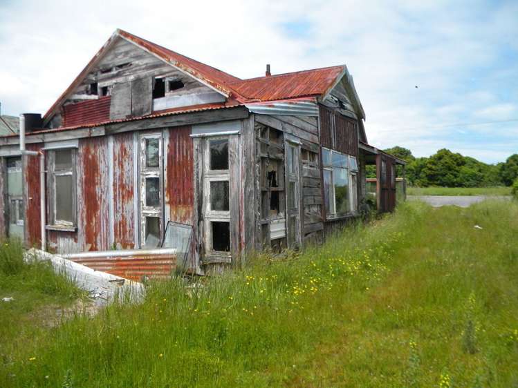 168 Gibson Quay Hokitika_2