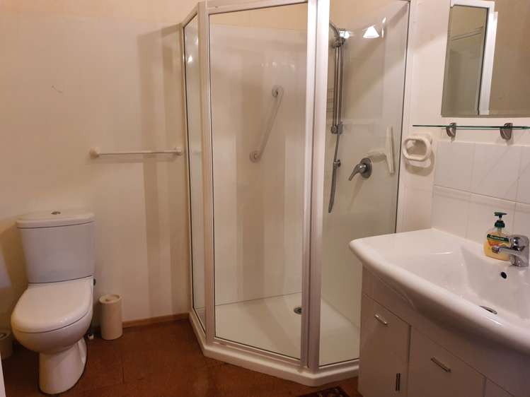 70 Russell Road Kaniere_21