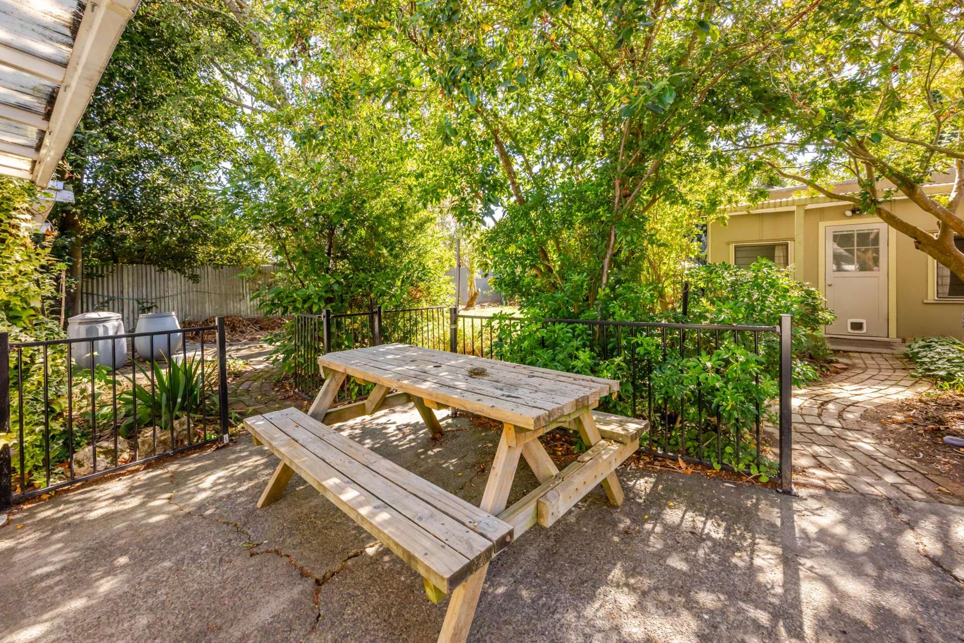 812 Copeland Road Akina_0