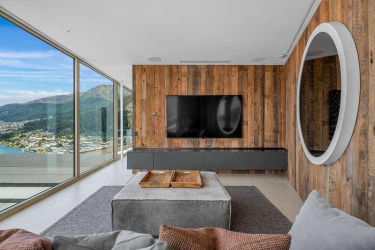 32 Edinburgh Drive Queenstown_13