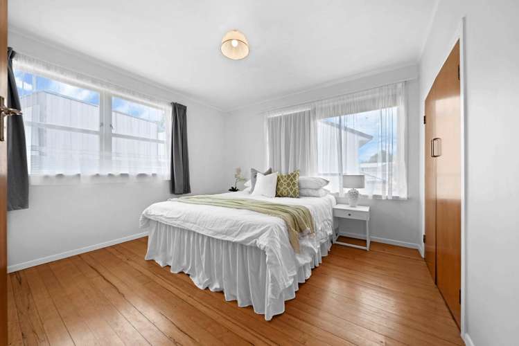 2 La Trobe Street Pakuranga Heights_12