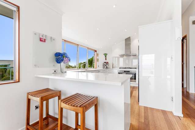 33 Totara Road Stanmore Bay_4