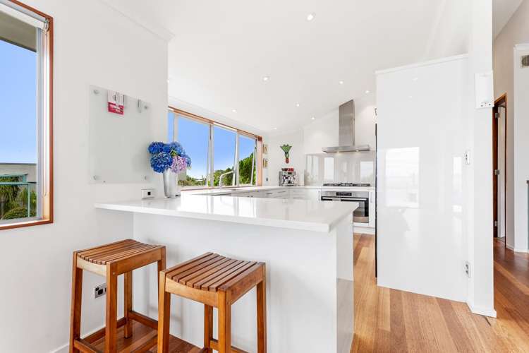 33 Totara Road Stanmore Bay_10