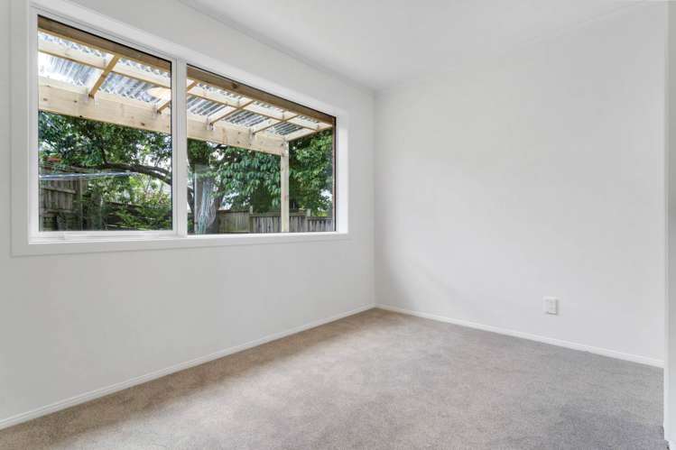 2/34 Richard Farrell Avenue Remuera_6