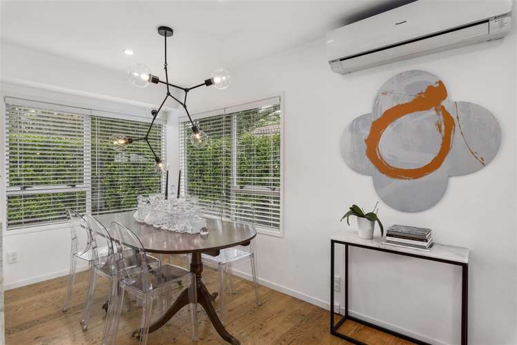 2/7 Hanlon Crescent Narrow Neck_5