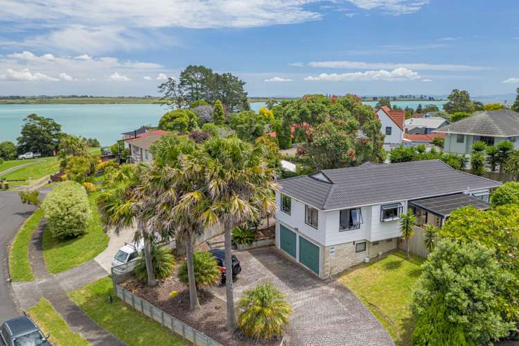 15 Hoylake Place Wattle Downs_12