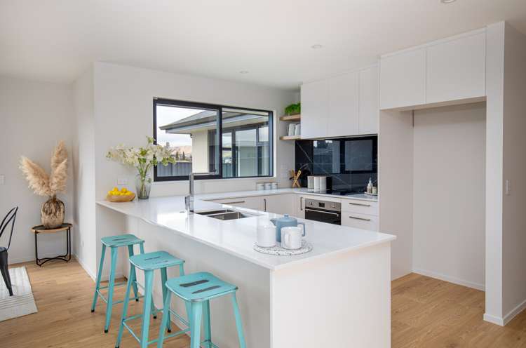 6 Sequoia Close Alexandra_16