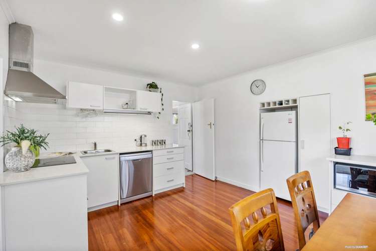 1/51 Corunna Road Milford_11