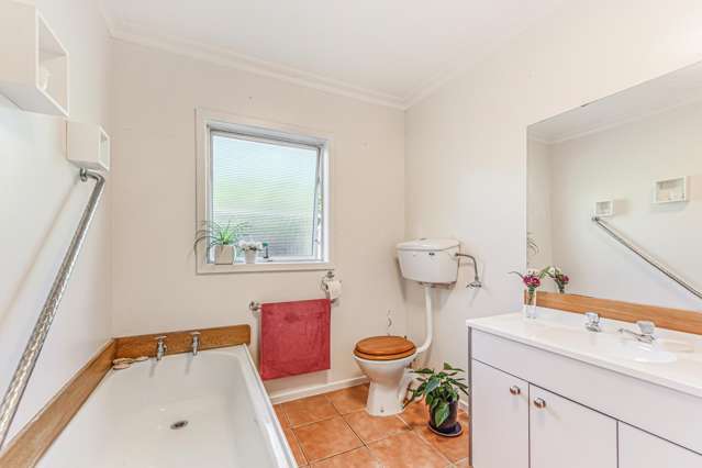 2/3A Suter Street Stoke_2