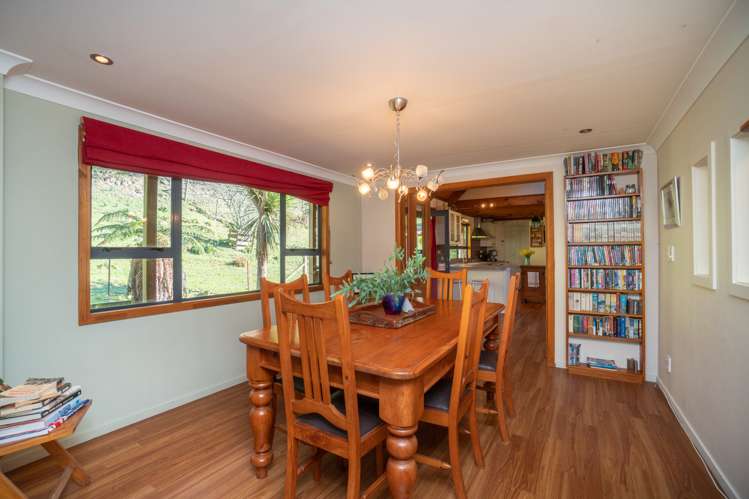 942 Finnis Road Pohangina_5