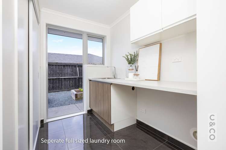 19 Riverhead Point Drive Riverhead_47