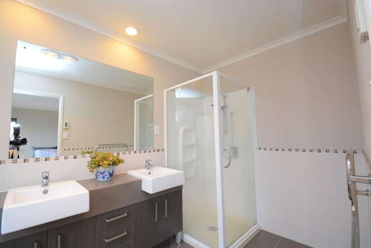 6 Beros Place Flat Bush_12