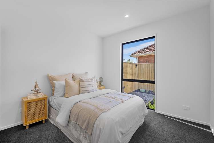 2/75 Randolph Street Woolston_10