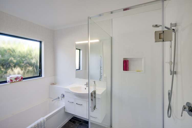 8b Wilton Row Taradale_9