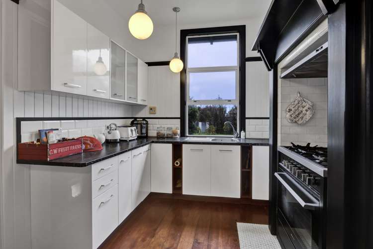 58 South Road Manaia_4