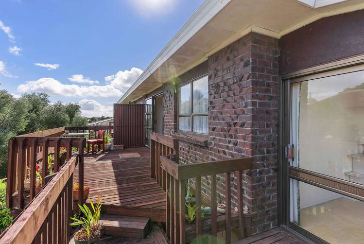 2/12 Sherie Place Howick_16