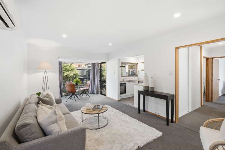 8/4 Broadbent Street_1