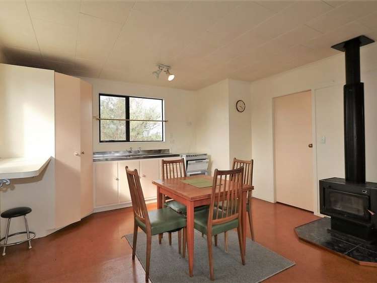 27 Hilton Road Carterton_19