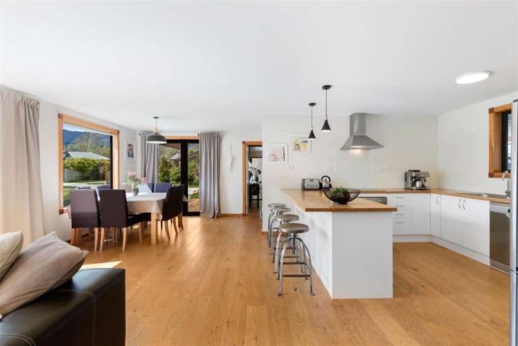 88 Nichol Street Lake Hawea_3