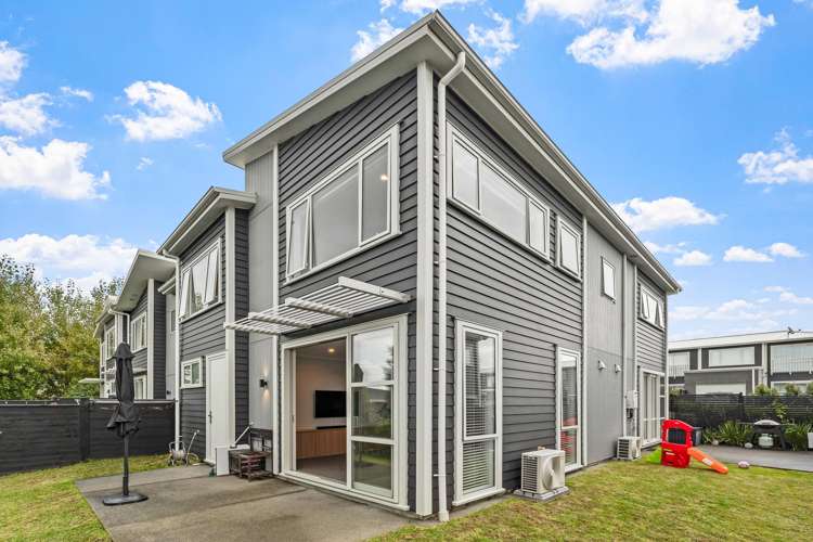 6 Taitonga Lane Stanmore Bay_22