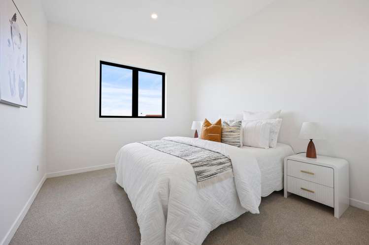 75e Glenmore Road Sunnyhills_24