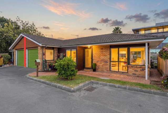 Relaxed Coastal Living - Single level