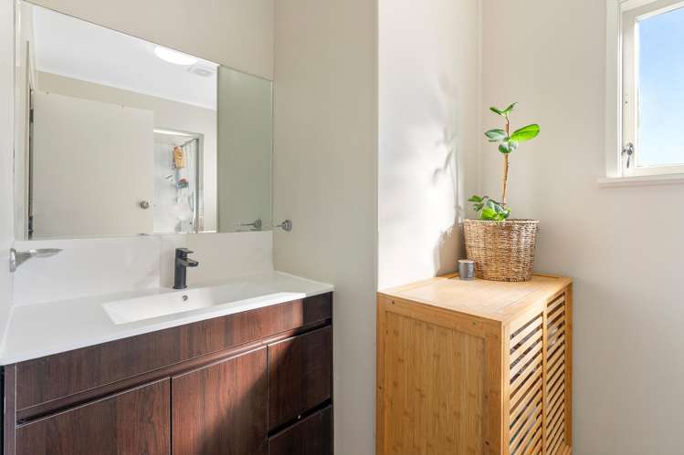 39 President Avenue Papakura_13