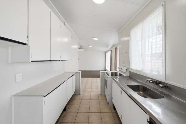 6 Comet Crescent Mangere_3