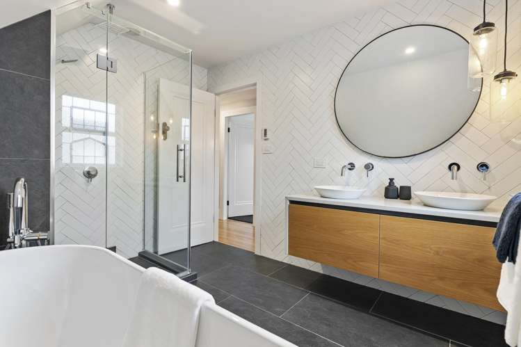 205 Hurstmere Road Takapuna_31