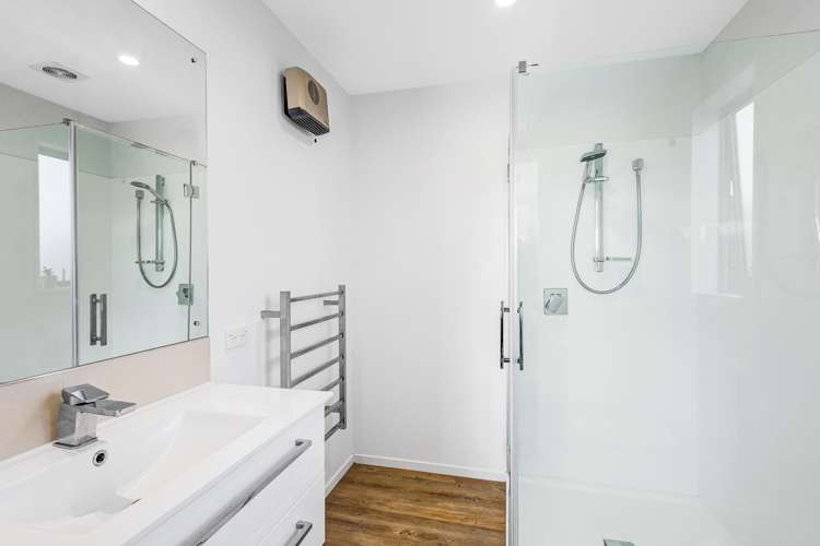 6/616 Halkett Road West Melton_13